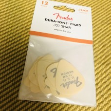 198-7351-800 Fender Picks Dura-Tone .58mm 12-Pack Olympic White Shape 351 Medium 1987351800