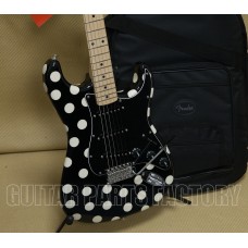 013-8802-306 Buddy Guy Stratocaster Maple Fingerboard Polka Dot Finish 0138802306