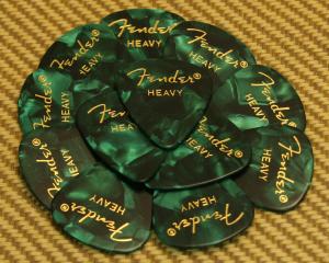 098-0351-971 Fender Heavy 351 Green Celluloid Moto Guitar Picks 0980351971