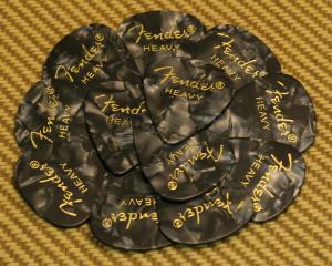 098-0351-943 Fender Heavy 351 Black Moto Premium Celluloid Guitar Picks