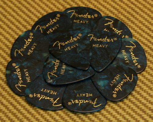 098-0351-908 Fender Heavy 351 Ocean Turquoise Moto Celluloid Guitar Picks 0980351908