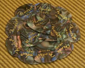 098-0351-957 Fender Heavy 351 Abalone Celluloid Picks 0980351957 