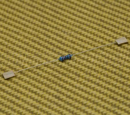 R-M220 220 ohm 1% Resistor