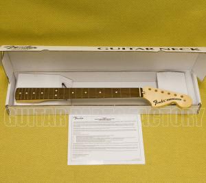 099-7003-921 Fender 70s Classic Stratocaster U 3-Bolt Neck Pau Ferro Fingerboard 0997003921