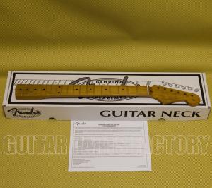 099-9962-920 Fender Roasted Maple Vintera® Mod 50's Stratocaster® Neck, 21 Medium Jumbo Frets, 9.5", "V" Shape 0999962920