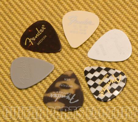 198-0100-300 Fender (6) Medium 351 Shape Guitar Pick Pack Material Medley 1980100300  