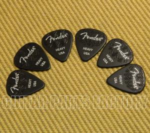 198-3351-506 (6) Genuine Fender Wavelength Celluloid Heavy Picks 351 Black 1983351506