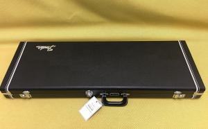099-6126-306 Fender Classic Series Wood Case Mustang/Duo Sonic Black