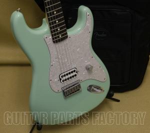 014-8020-357 Fender Tom DeLonge Stratocaster Rosewood Neck Surf Green Body 0148020357