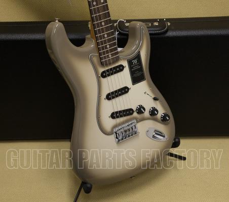 014-7030-888 Fender 70th Anniversary Antigua Stratocaster