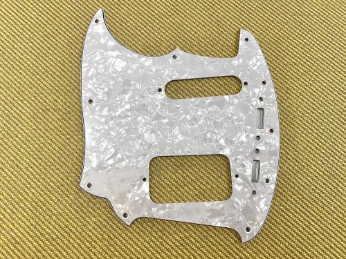 JGS-1228-LEFTY WD Pearloid Jag-Stang Guitar Pickguard WP/B/W